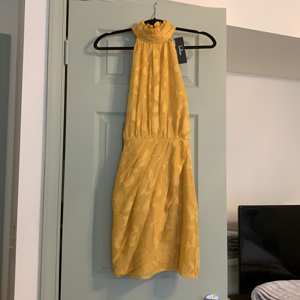 NWT LuLus Halter Dress